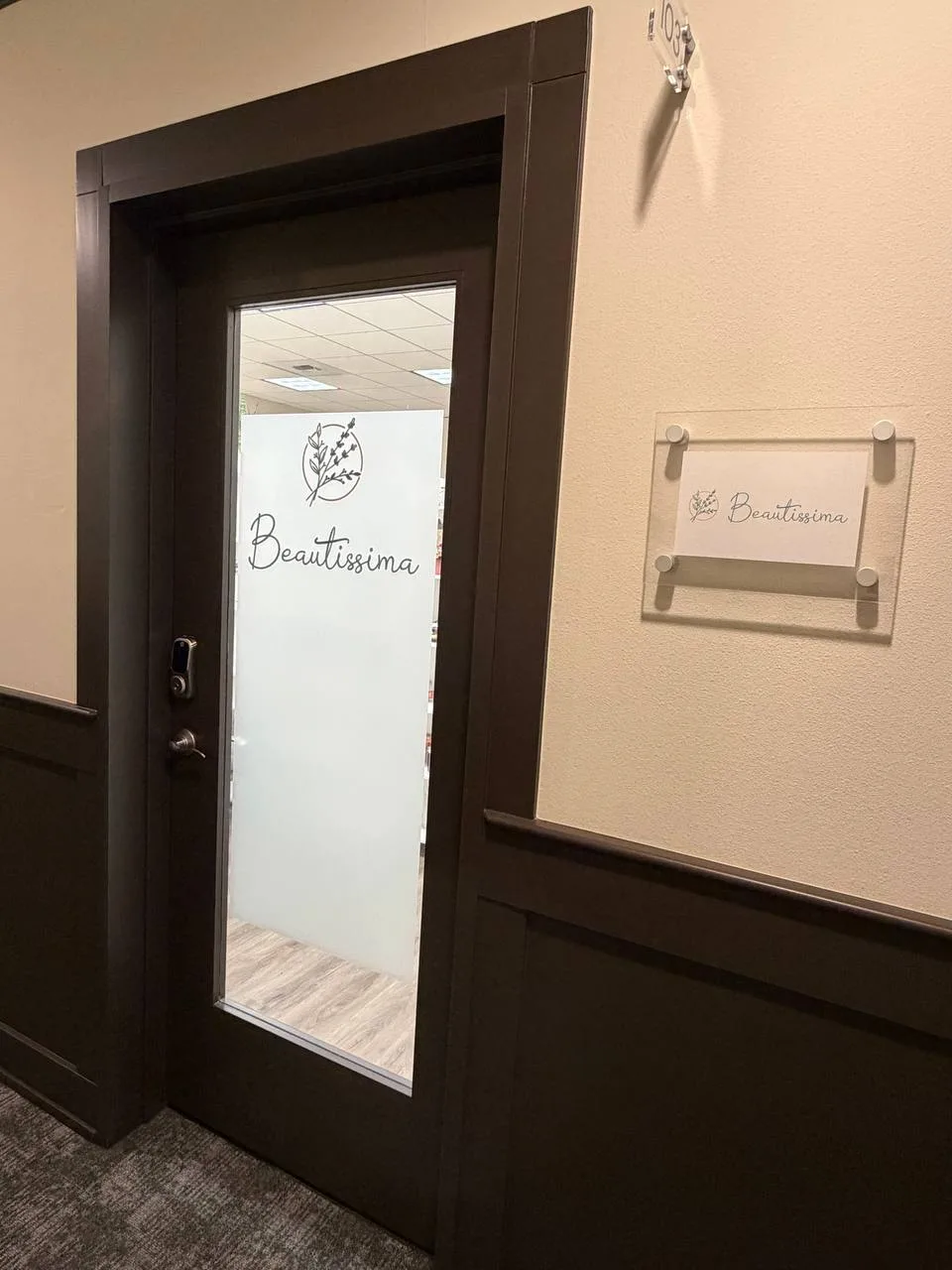 Beautissima studio entrance, Bothell WA